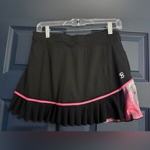 Sofibella Black and Pink Women's Skort Size Medium (Tennis / Pickleball / Golf)
